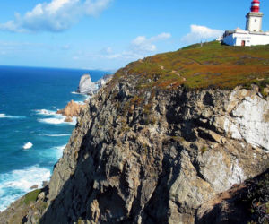 Portugalia. Polskie małżeństwo spadło z 80-metrowego klifu Cabo da Roca