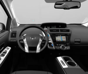 Toyota Prius+ lifting 2015