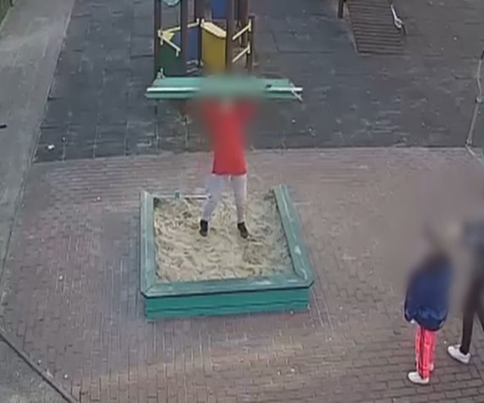 W Elblągu dzieci zdewastowały plac zabaw