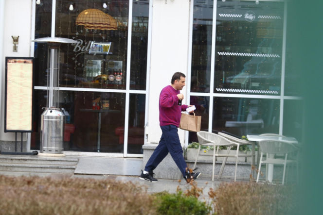 Michał Koterski z dziewczyną na spacerze