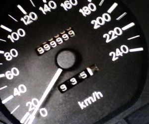 Mitsubishi Carisma 1.9 DID/90 KM z przebiegiem ponad 1 mln km