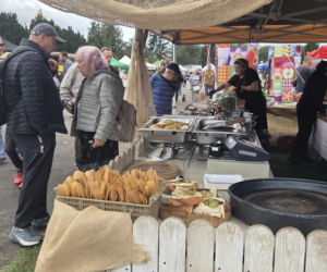 Jarmark Kujawsko-Pomorski znów przyciągnął tłumy! Myślęcinek pełen smaków, muzyki i tradycji