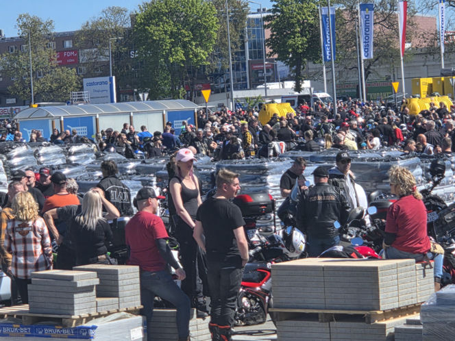 Tysiące motocykli znów podbiły Bydgoszcz! Barwna parada otworzyła sezon