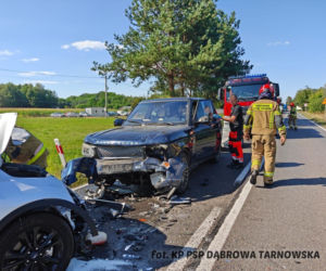 Poważny wypadek na DK 73 w Żelazówce. Dwie osoby poszkodowane i duże utrudnienia