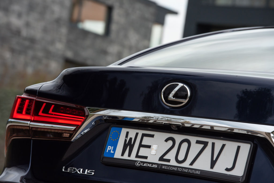 Lexus LS 500 Omotenashi 3.5 V6 417 KM