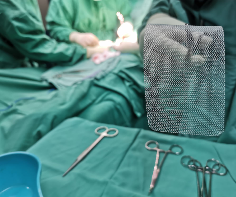 Mężczyzna trafił do szpitala z przepukliną. Okazało się, że ma żeńskie genitalia!