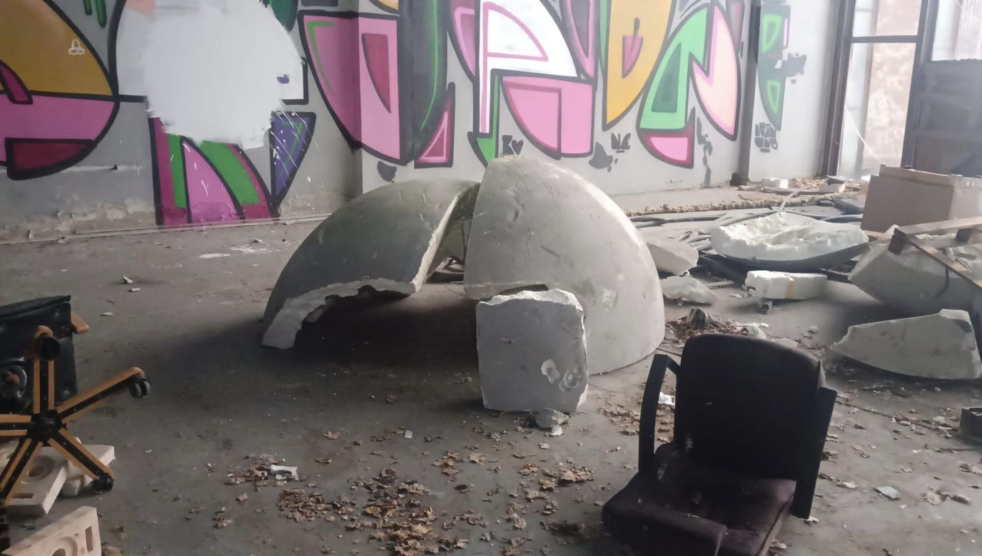 Opuszczone hale targowe MTK w Chorzowie
