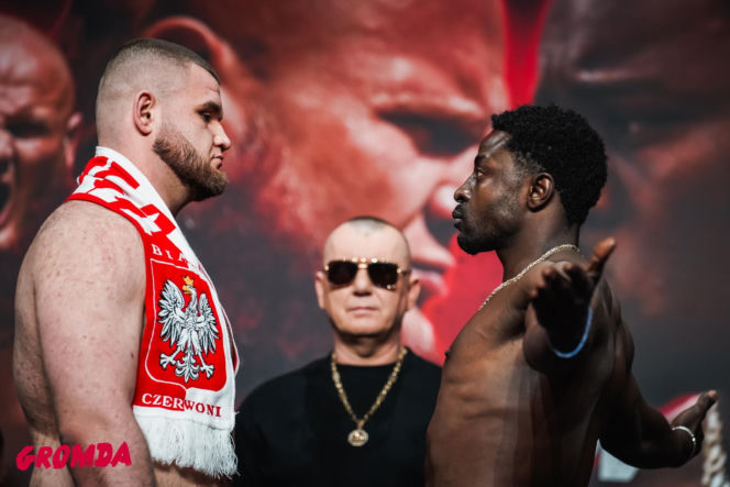 Ring girls Gromda 24