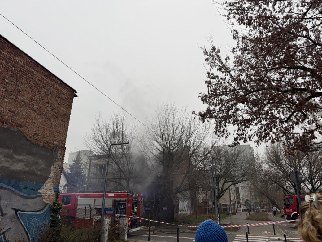 Warszawa. Pożar pustostanu na Targówku