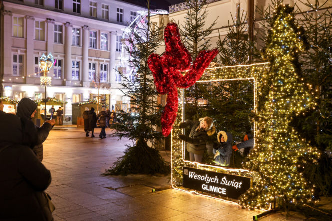 Gliwicki Jarmark Bożonarodzeniowy wystartował. Wiedeński klimat i świąteczne gofry