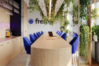 Życie w Architekturze 2025. Biuro Fresha w Warszawie - odważna manifestacja tożsamości marki. SAAN architekci