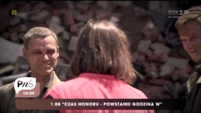 Pytanie na śniadanie na planie 7 sezonu Czasu honoru. Jan Wieczorkowski, Kuba Wesołowski
