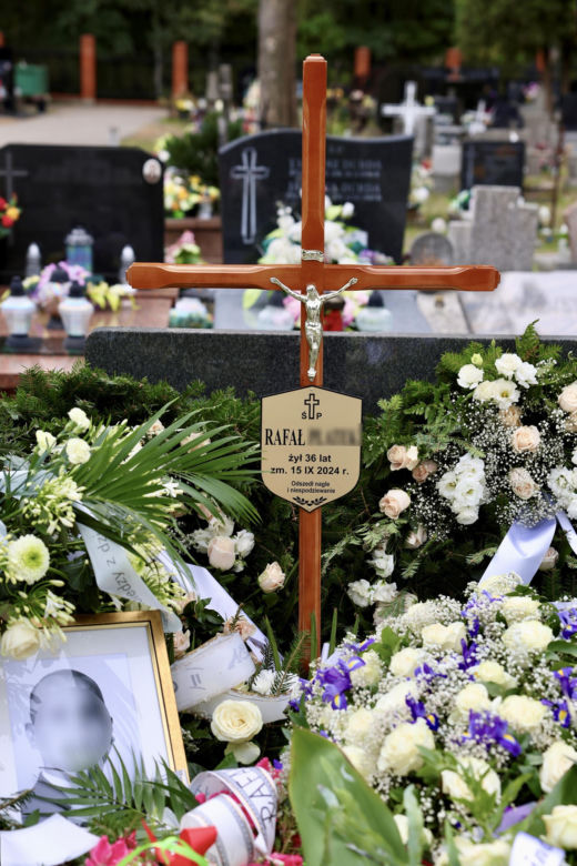  Tak wygląda grób Rafała, który zginął w wypadku na Trasie Łazienkowskiej
