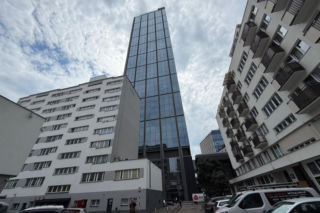 Potężna szyba runęła z Varso Tower! Co się dzieje z najwyższym wieżowcem w UE?