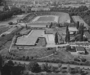Warszawa miała lotnisko w samym centrum miasta. Dzisiaj jest tam wielki park!