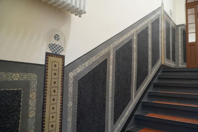 Ta zabytkowa szkoła ma ponad 100 lat. Po latach starań odzyskała blask