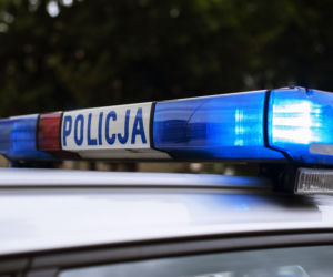 Straszna śmierć na drodze pod Siedlcami. Pijany kierowca z zakazem wjechał w latarnię