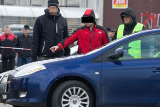 Wepchnęli Piotra pod autobus z zemsty. Tragedia w Pabianicach