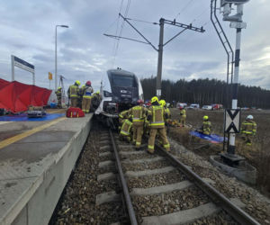 Tragedia na przejeździe kolejowym pod Wrocławiem