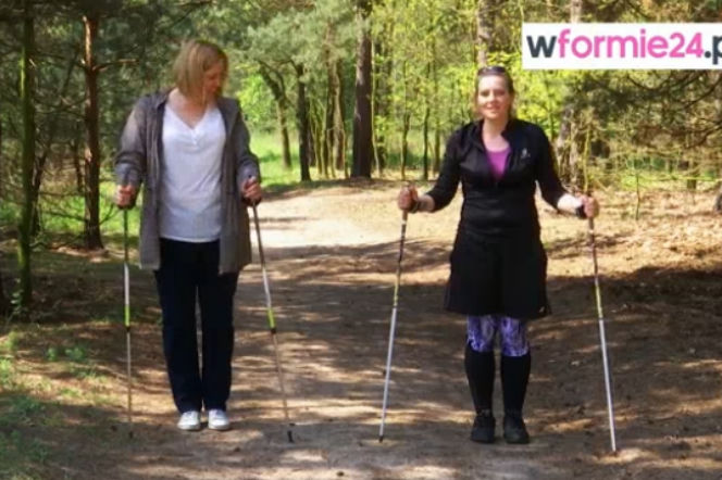ćwiczenia z kijkami, ćwiczenia z kijkami do nordic walking, nordic walking, rozgrzewka przed marszem, rozgrzewka przed nordic walking