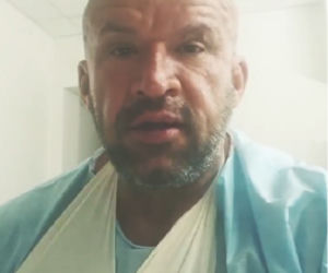 Andrzejek z M jak miłość przeszedł operację. Tomasz Oświeciński pokazał co dostał do jedzenia w szpitalu. W życiu nic takiego nie jadł - WIDEO