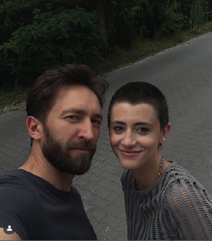 Na sygnale. Piotr (Dariusz Wieteska), Karolina (Klaudia Janas)
