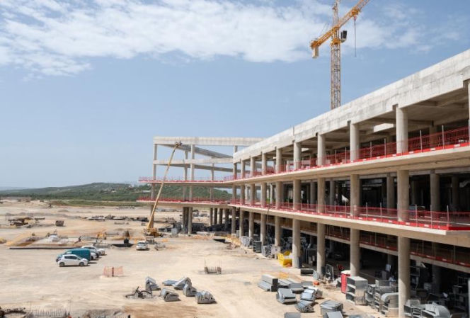 Budowa nowego lotniska na Krecie w Kastelli