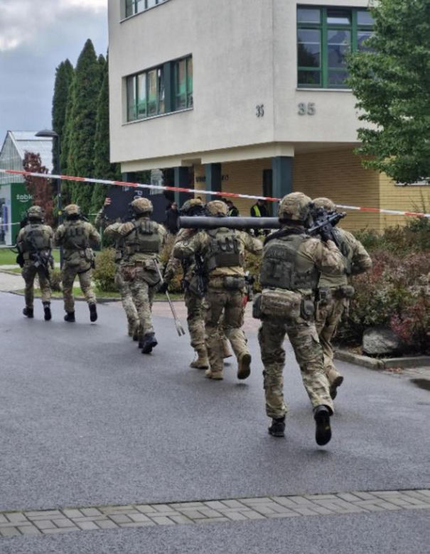 Ćwiczenia służb mundurowych na SGGW