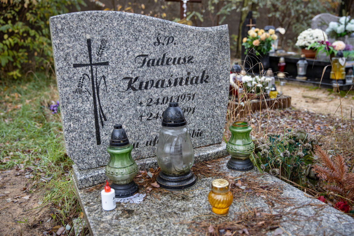 Grób  Tadeusz Kwaśniaka