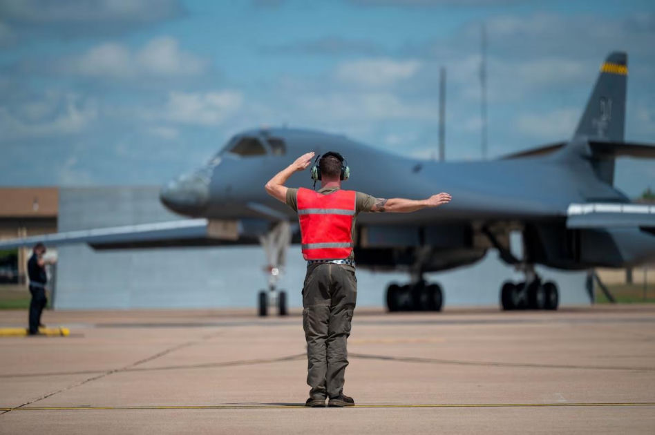 Z cmentarzyska wprost do ponownej służby. Niezwykła historia odrodzenia bombowca B-1B Lancer
