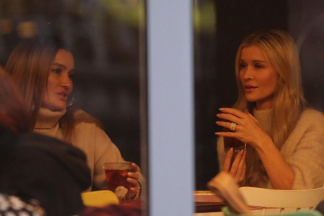 Joanna Krupa z siostrą Martą. Zjadły w mlecznym i poszły po patelnię