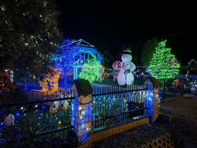 Magia Świąt w Świętokrzyskiem. Gdzie szukać najpiękniej oświetlonych domów? Rzepin i Pawłów skradły show!