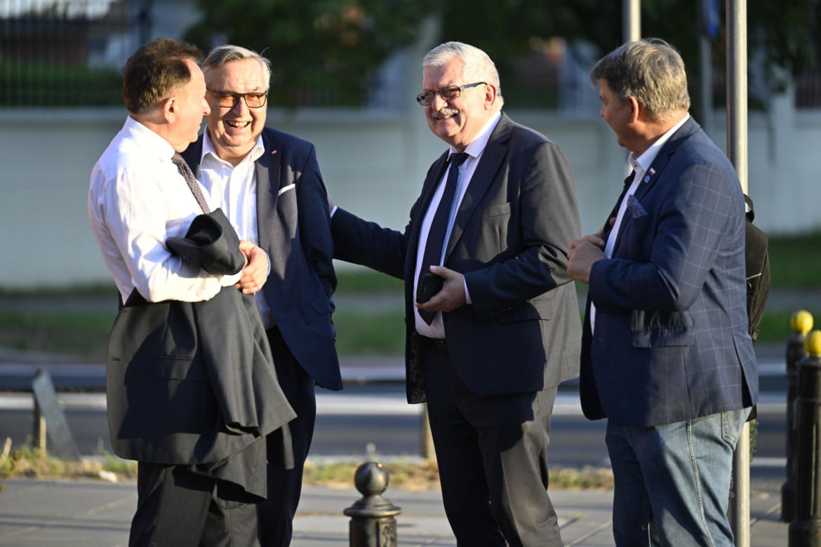 Kaczyński zwołał ważne posiedzenie PiS. Politycy już zjeżdżają na Nowogrodzką