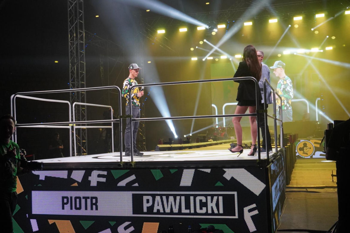 Prezentacja KSF Falubazu 2024. Wielka feta w CRS w Zielonej Górze.  Jak wygląda nowy Kevlar?