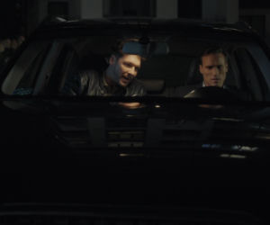 M jak miłość, odcinek 1913. Marcin (Mikołaj Roznerski), Olek (Maurycy Popiel)