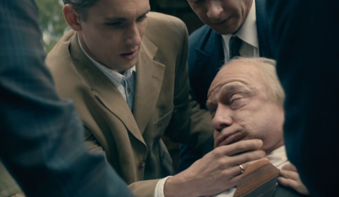 Stulecie Winnych 4, odc. 49: Władek (Arkadiusz Janiczek), Tomek (Filip Gurłacz)