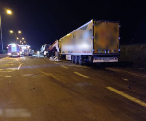 30-letni kierowca ciężarówki zginął w wypadku na autostradzie A4