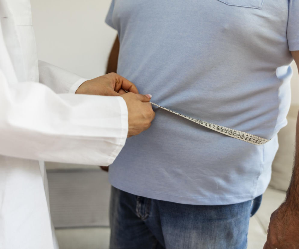 Dlaczego NFZ nie płaci za leki na otyłość? Resort zdrowia wyjaśnia