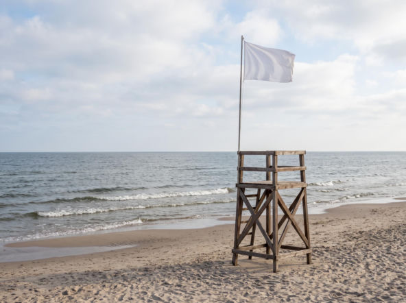 Sinice Darłowo. Czy w Darłowie można się kąpać 03.08? Flaga, warunki pogodowe