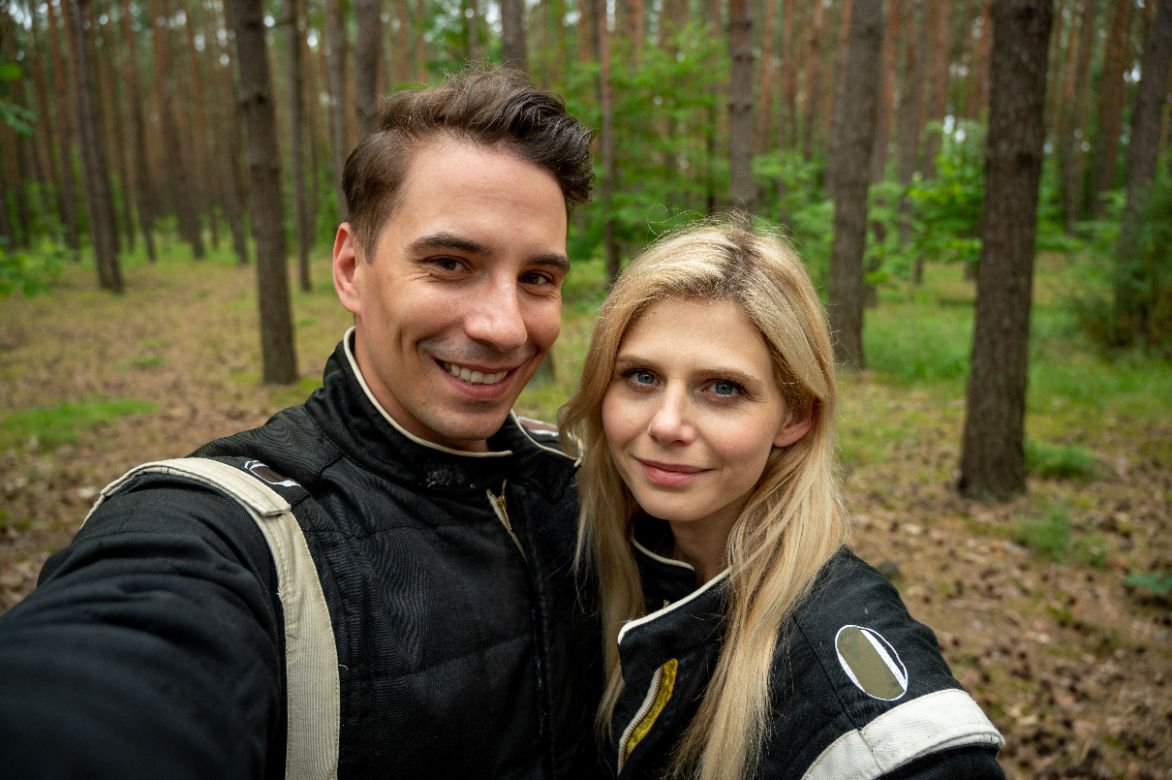 Barwy szczęścia, odcinek 2551: Iwona (Izabela Zwierzyńska), Tomasz Kępski (Jakub Sokołowski)