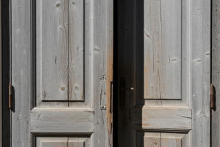 Napad na dom Jacka Kuronia. Co wydarzyło się 21 marca 1979 roku?