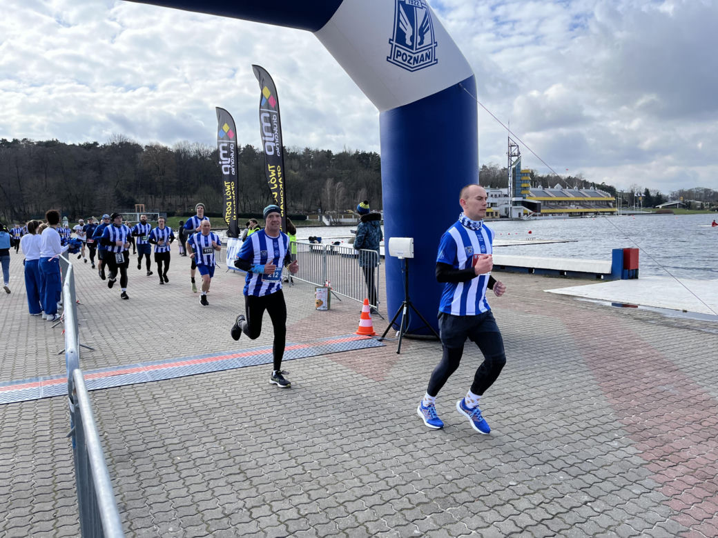 Kibolska Dycha 2024. Wyjątkowy bieg kibiców Lecha Poznań