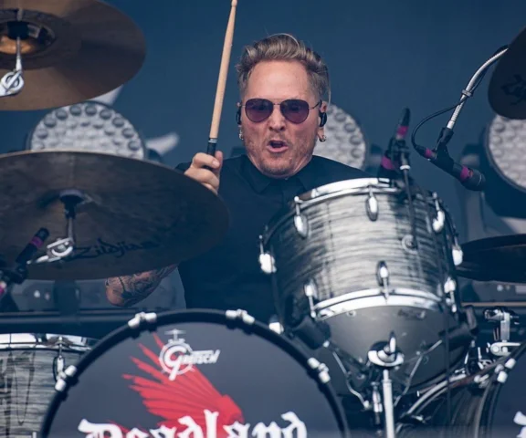 Perkusista Matt Sorum o grze w Guns N' Roses. Dobrze się czuję z tymi wspomnieniami 