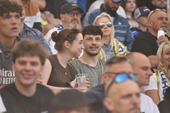PRES Grupa Deweloperska Toruń - Gezet Stal Gorzów: Zdjęcia kibiców z meczu 7. kolejki PGE Ekstraligi na Motoarenie