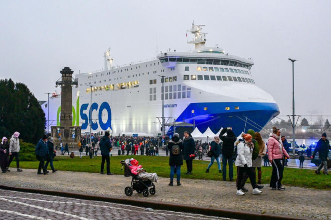 Jantar Unity uroczyście ochrzczony! Tak prezentuje się najnowocześniejszy prom w Polsce