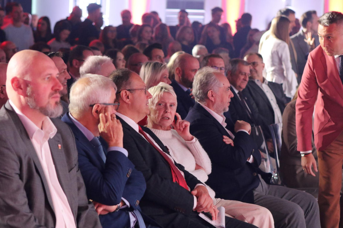 Stroje reprezentacji Polski na igrzyska olimpijskie w Paryżu