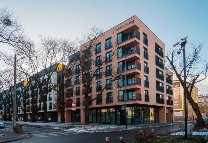 Uwagę zwracają dziś takie adresy jak ul. Dębowa 1 w Łodzi. To tam powstały Apartamenty Dębowa - inwestycja zlokalizowana w centrum Łodzi, w sąsiedztwie alei stuletnich dębów