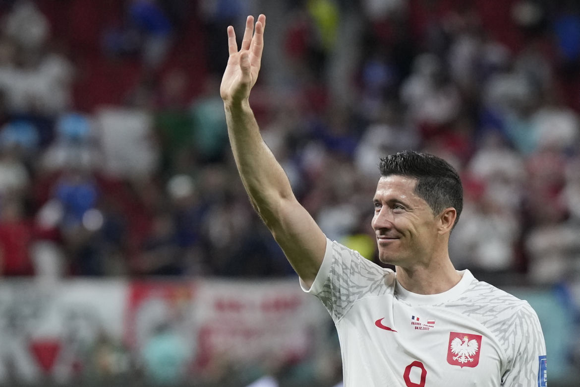 Koszulka Roberta Lewandowskeigo na licytacji WOSP