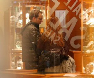 Maciej Stuhr na zakupach z żoną