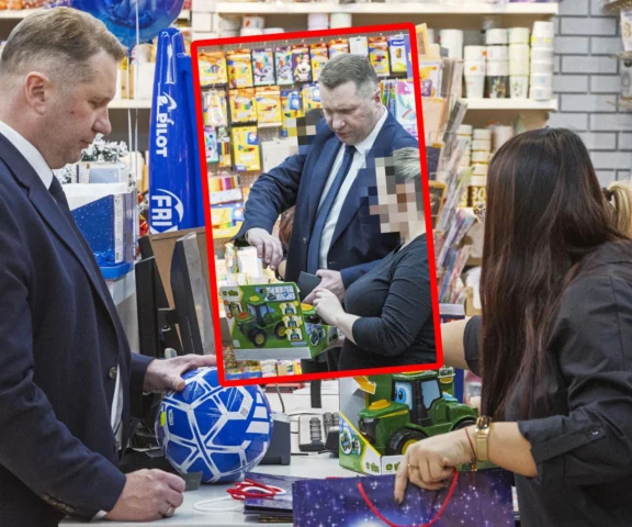 Takie prezenty zrobił Czarnek najmłodszym członkom rodziny. Mikołaj na medal?